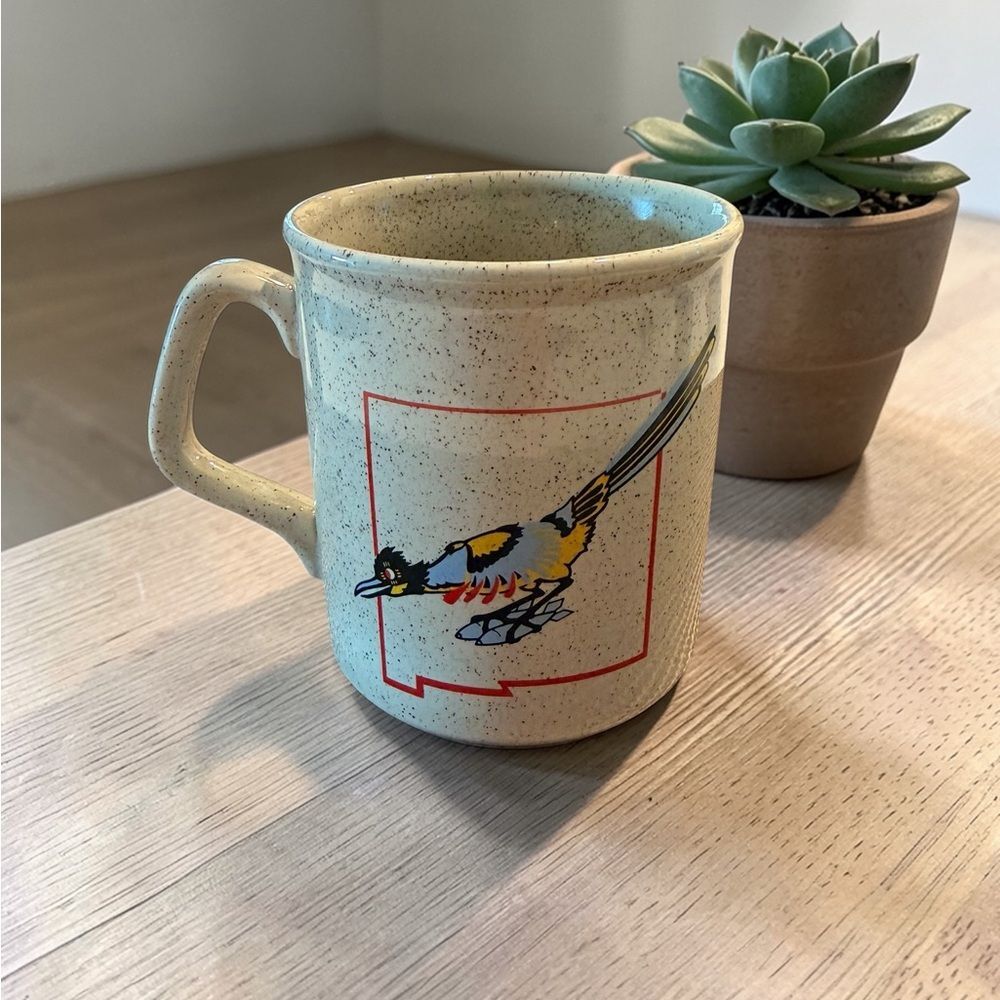 Vtg New Mexico Air National Guard Stoneware Mug Zia Roadrunner Made England